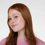 Essence Baby Got Blush Stick - Image 4