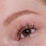 Essence I Love Extreme Crazy Volume Waterproof Mascara - Image 3